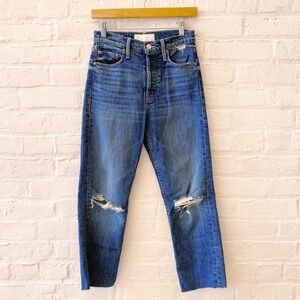 MOTHER Superior || The Tomcat Crop Jeans Playing With Scissors Distressed 25